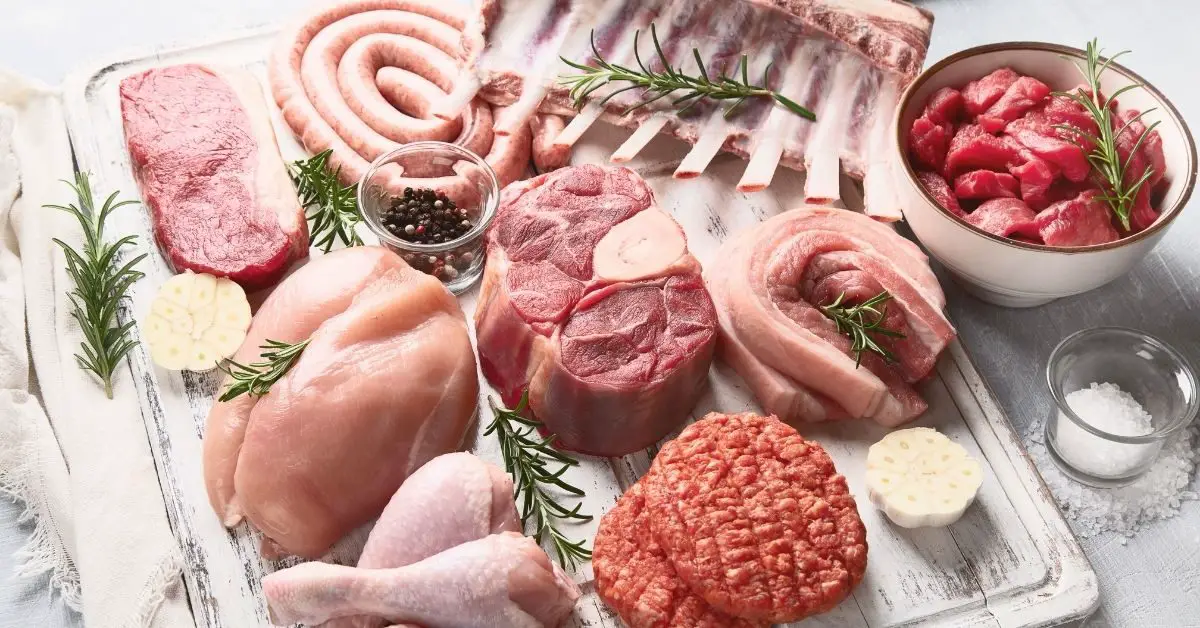 Sells meat. Свежее мясо. Полуфабрикаты из мяса. Свежее мясо свинина. Самые вкусные полуфабрикаты.